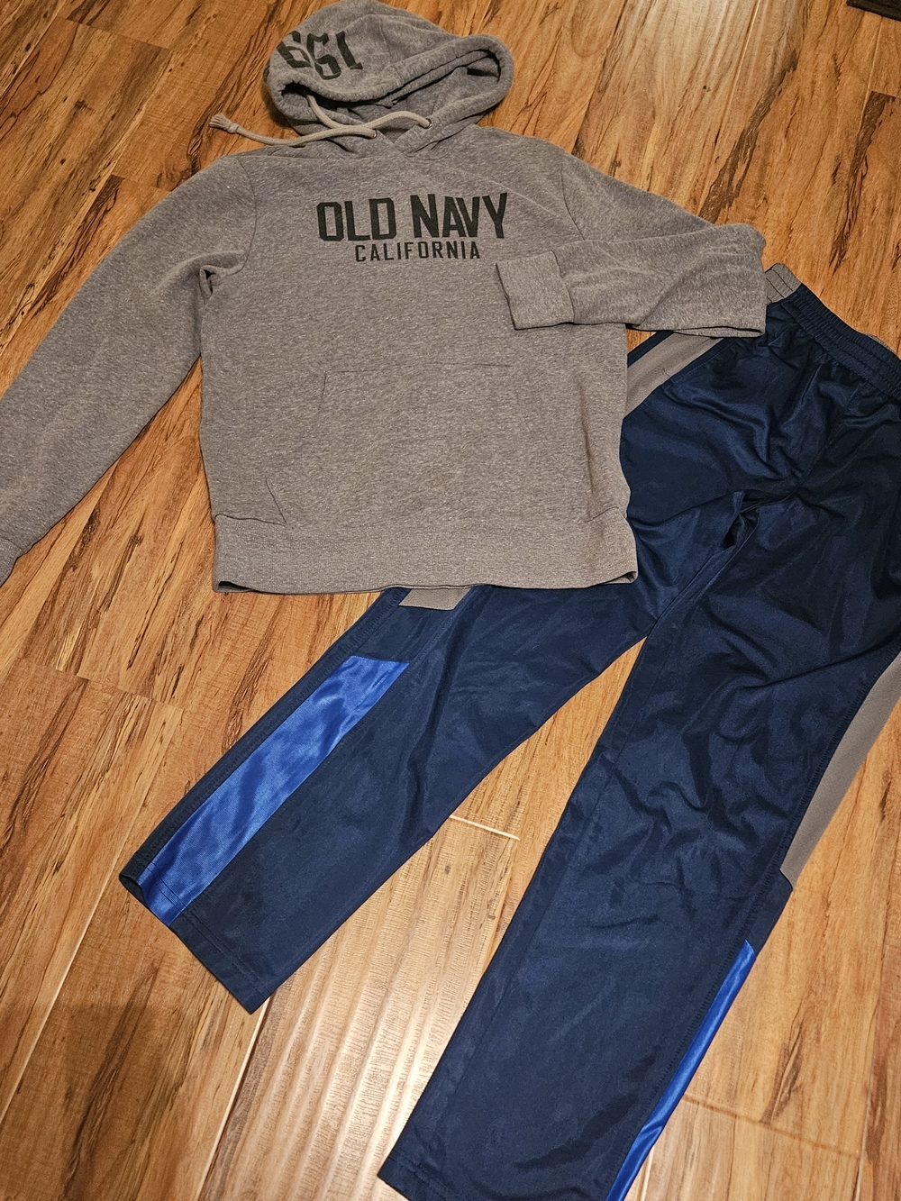 Old Navy Gray Pullover Hoodie Navy Blue Athletic Pants Teen Boy Xl Mens Small